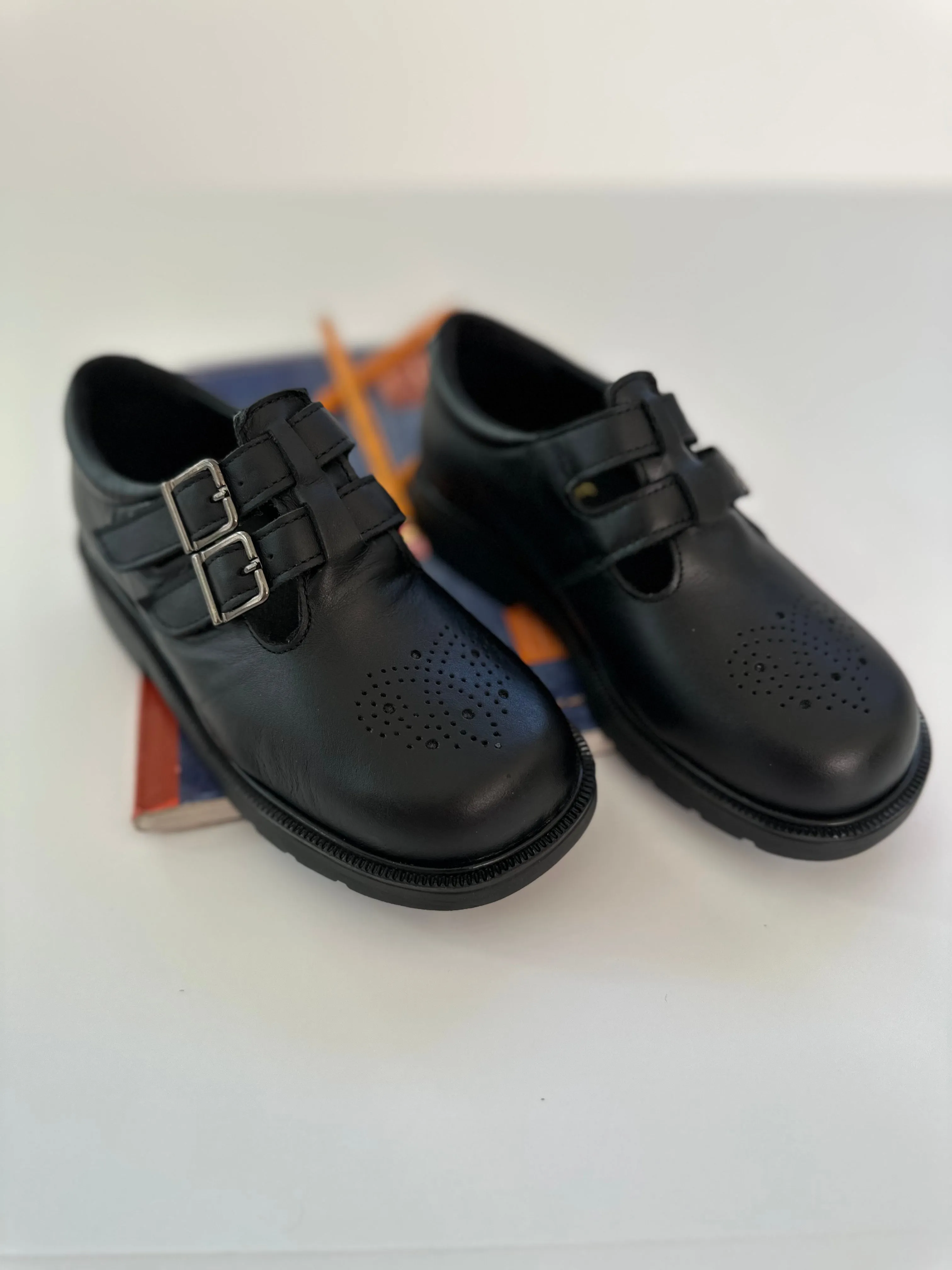 Black double straps with buckle school shoe chunky sole (1)