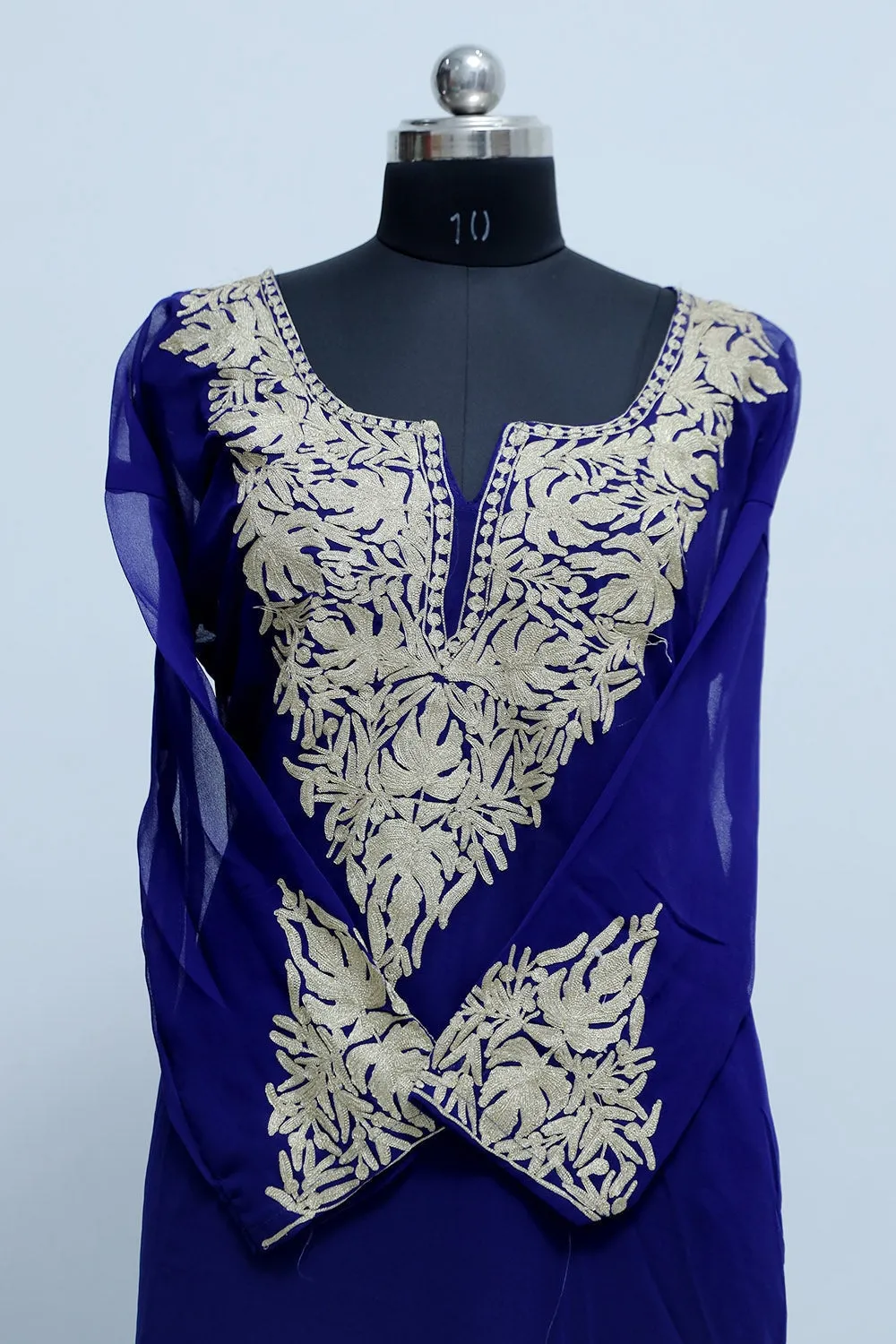 Blue Colour Kurti Looks Elegent With Kashmiri Tilla Embroidery.