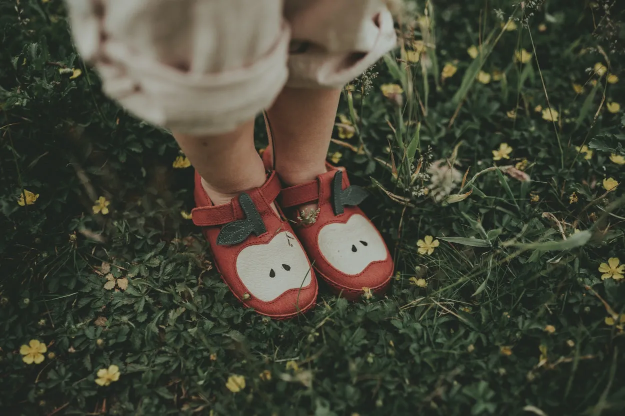 Bowi Shoes | Apple | Red Clay Leather